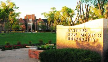 sign 'eastern new mexico university' in front of campus